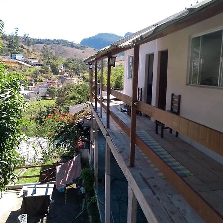 Pousada Hospedaria Santa Clara Santa Rita de Jacutinga Luaran gambar