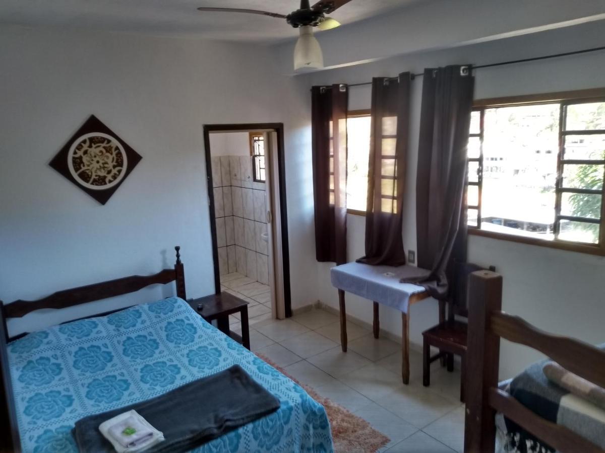 Pousada Hospedaria Santa Clara Santa Rita de Jacutinga Luaran gambar
